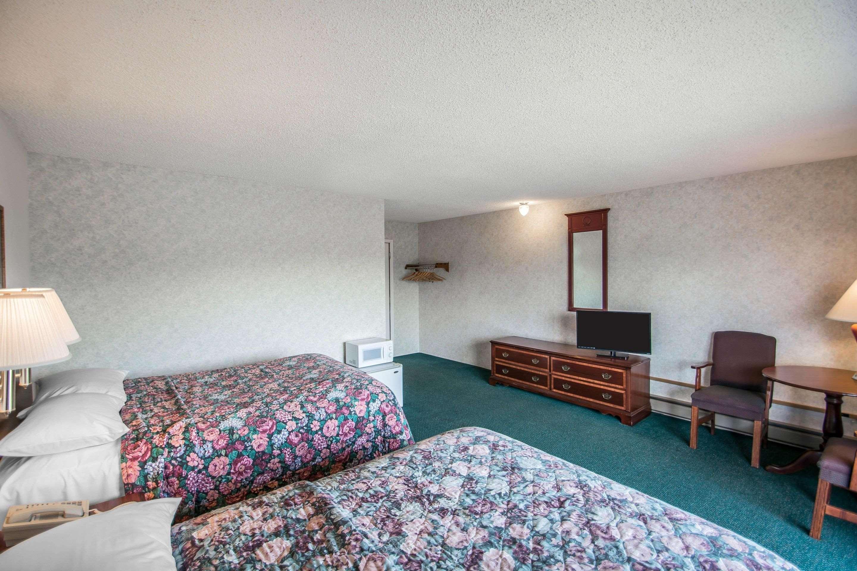 Econo Lodge Hornell Exteriér fotografie